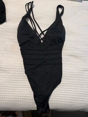 Catherine Malandrino Black One-Piece Swimsuit with Crisscross Straps Size L